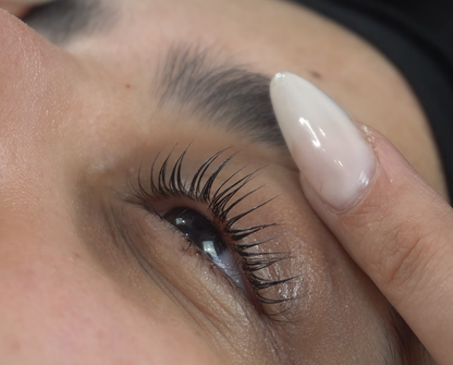 Online Eyelash Lift Botox Filler (Keratin) Course, providing virtual training on advanced lash lift techniques and keratin treatments, allowing flexible learning and skill development from any location.